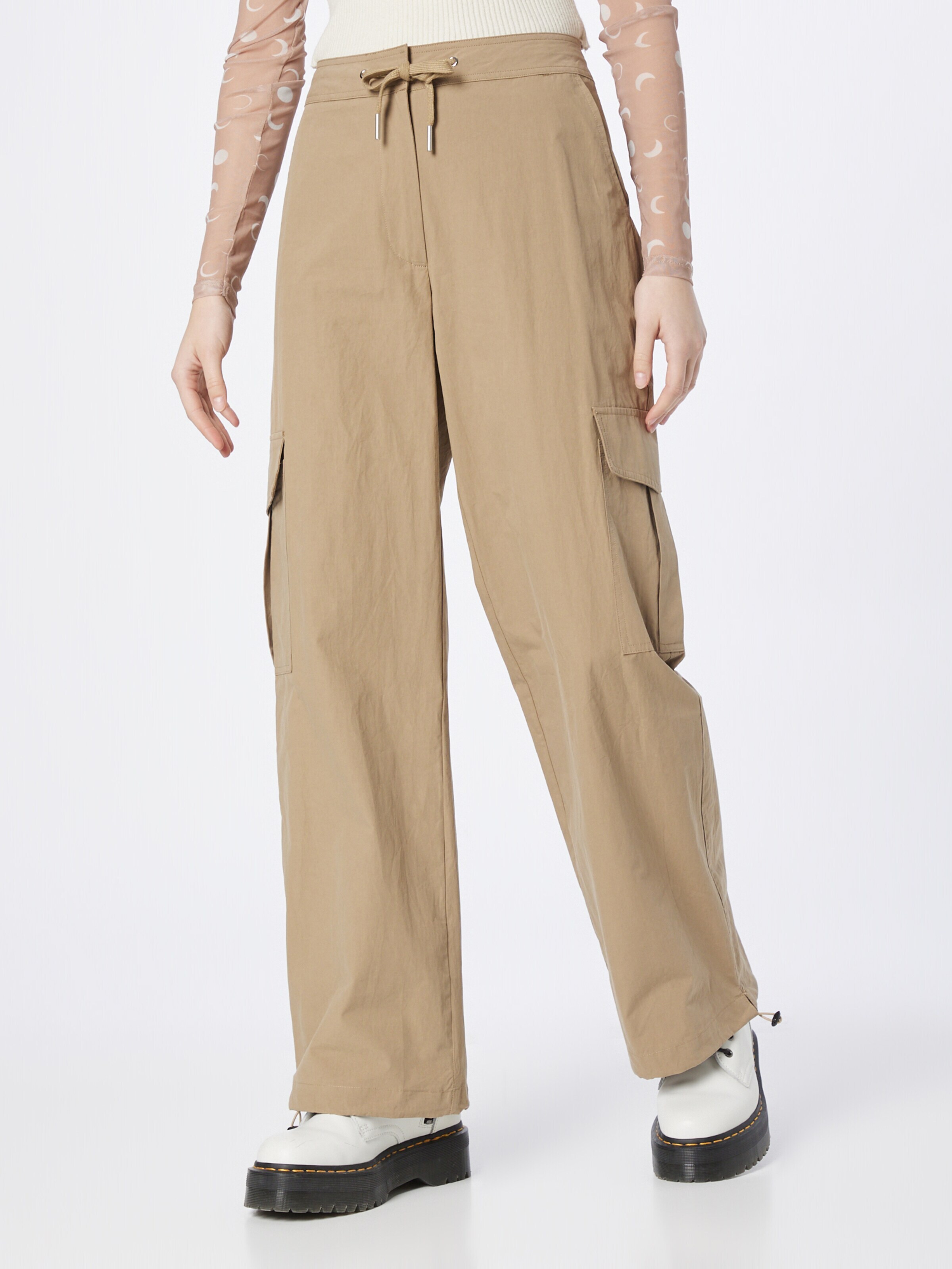 Neo Noir Klapptaskutega püksid 'Konstatina' liiv