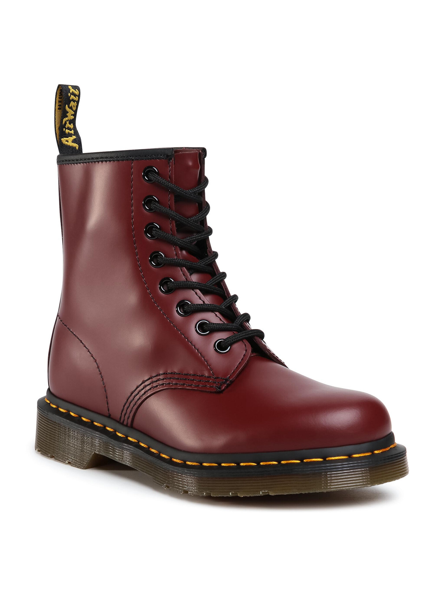Lendurisaapad Dr. Martens