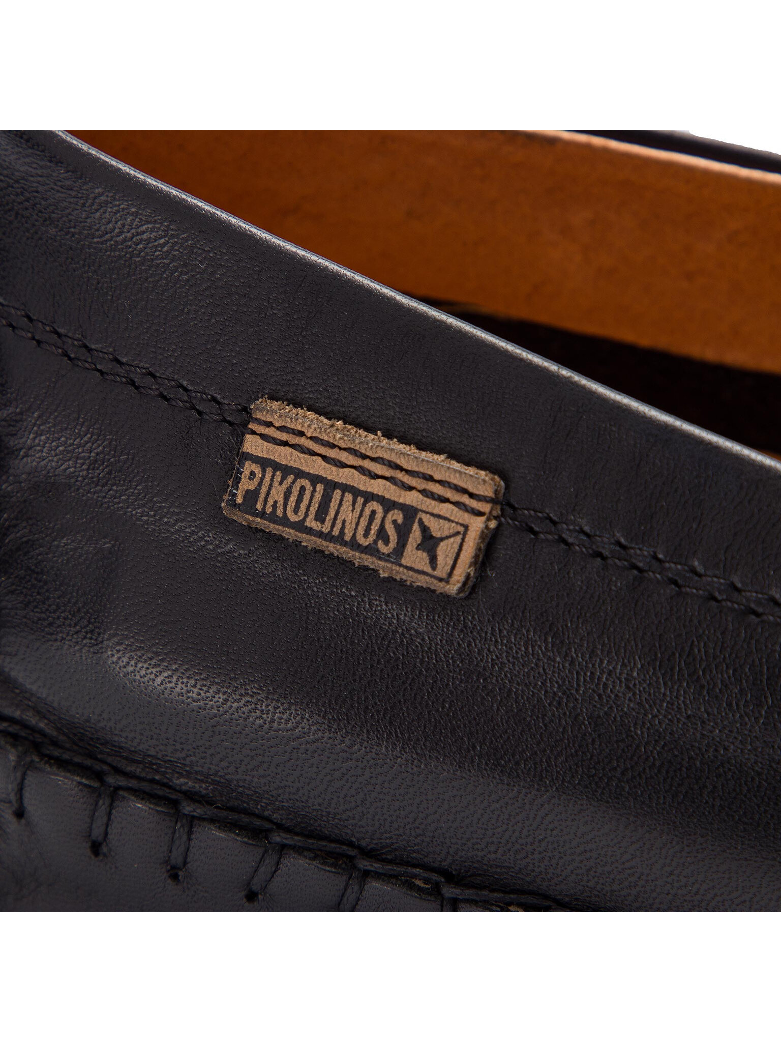 Poolsaapad Pikolinos