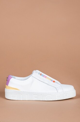 tommy hilfiger tennised