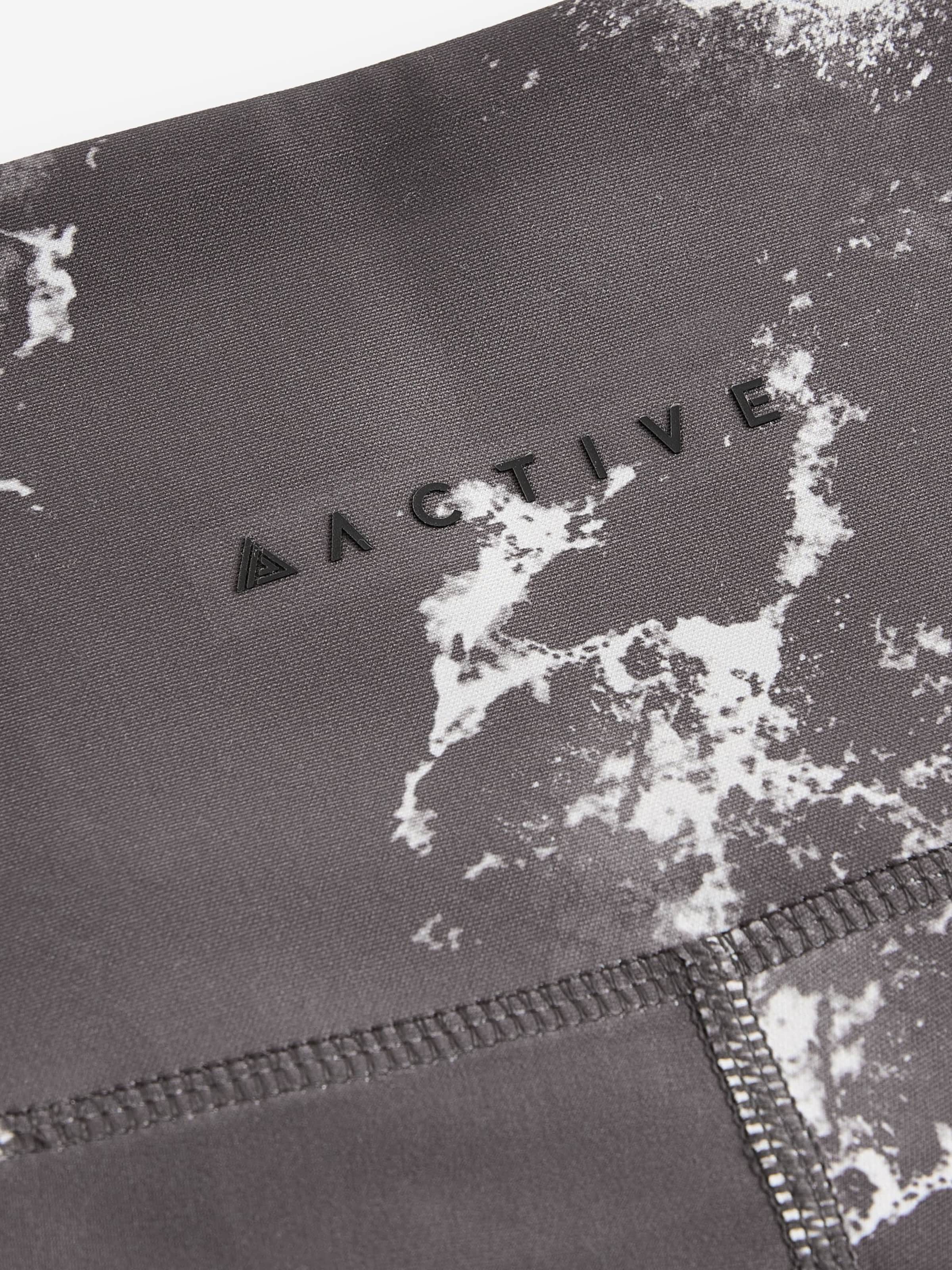 Next Spordipüksid hall