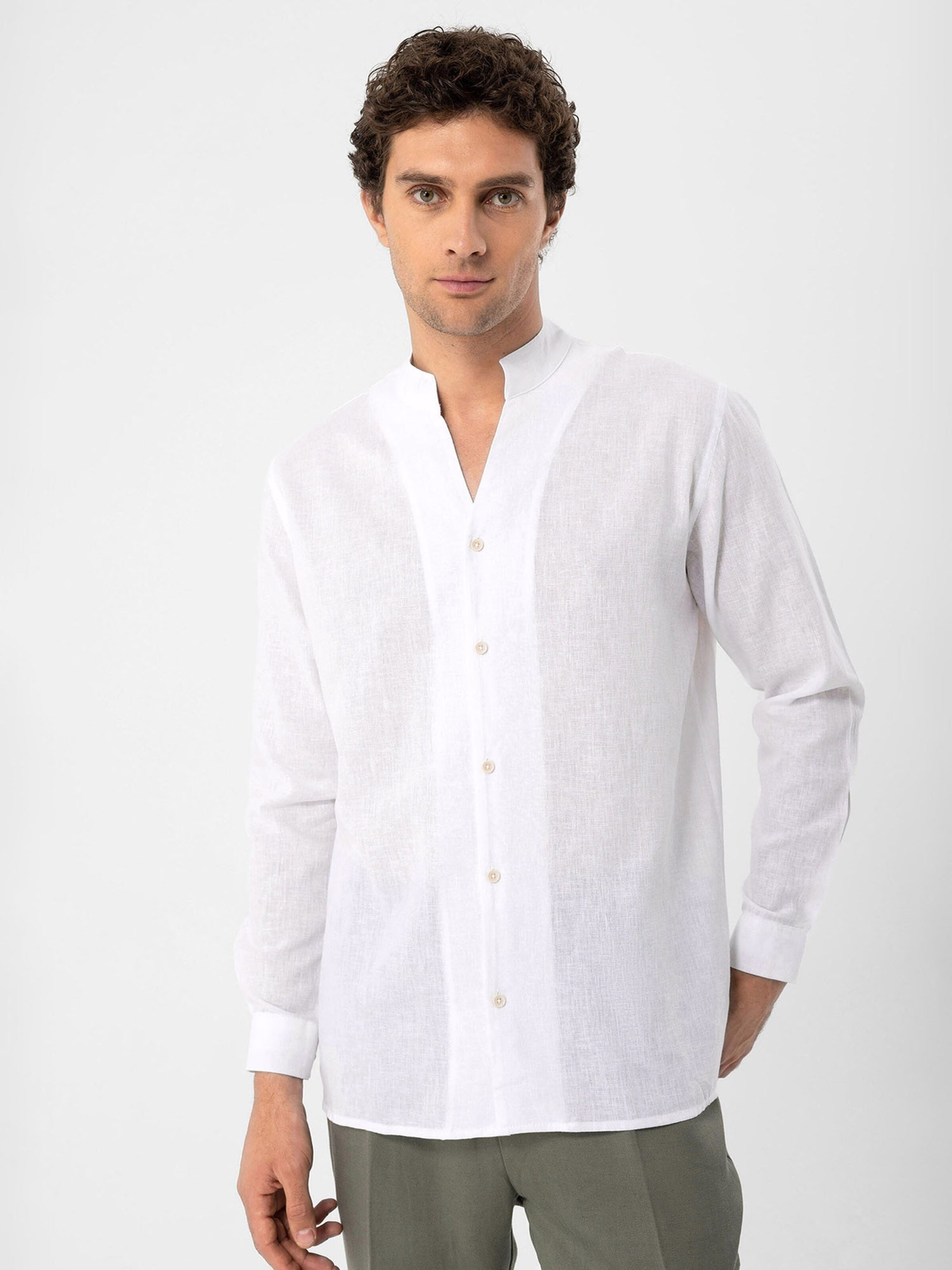 Antioch Triiksärk valge