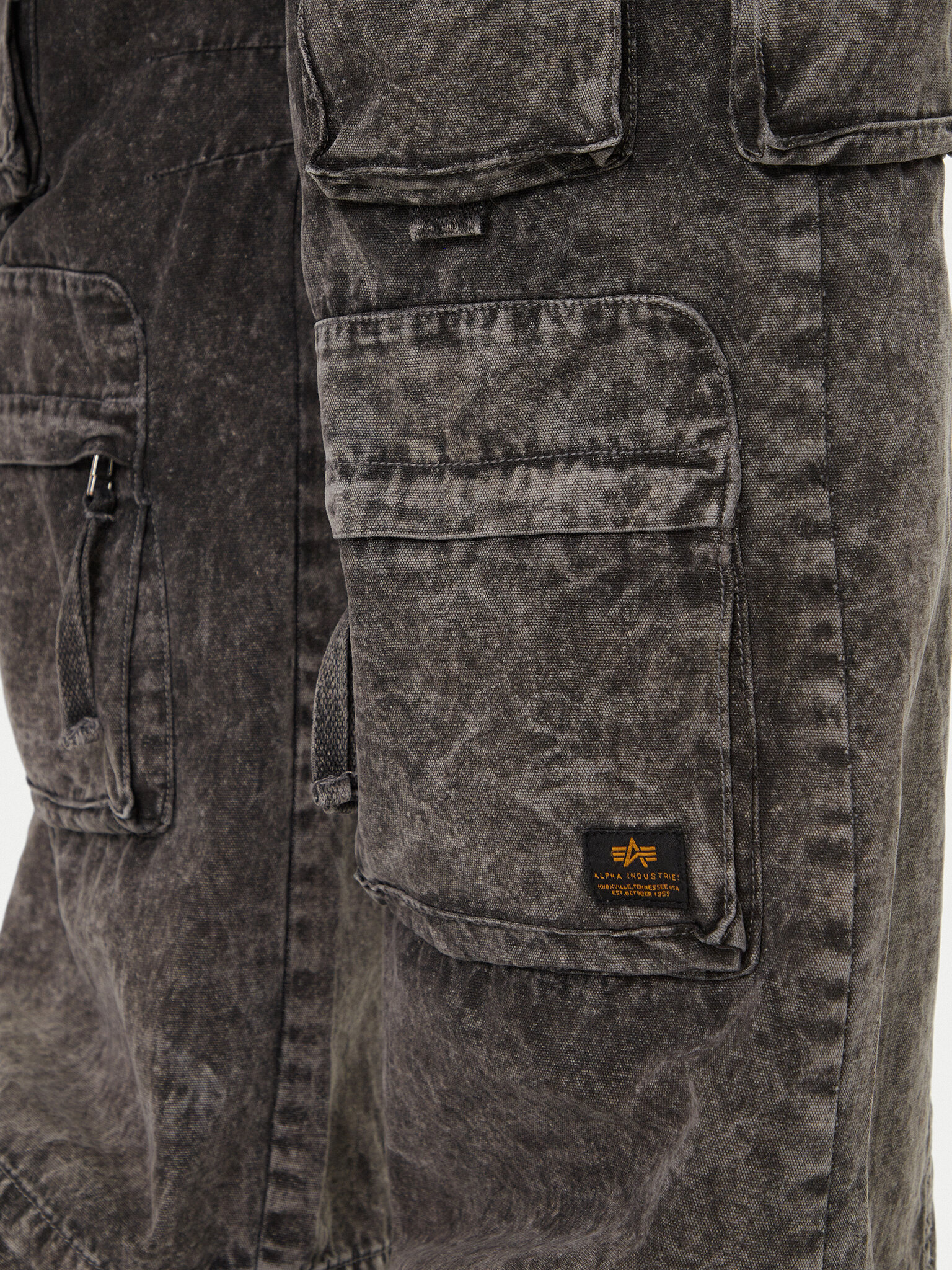 Cargo püksid Alpha Industries