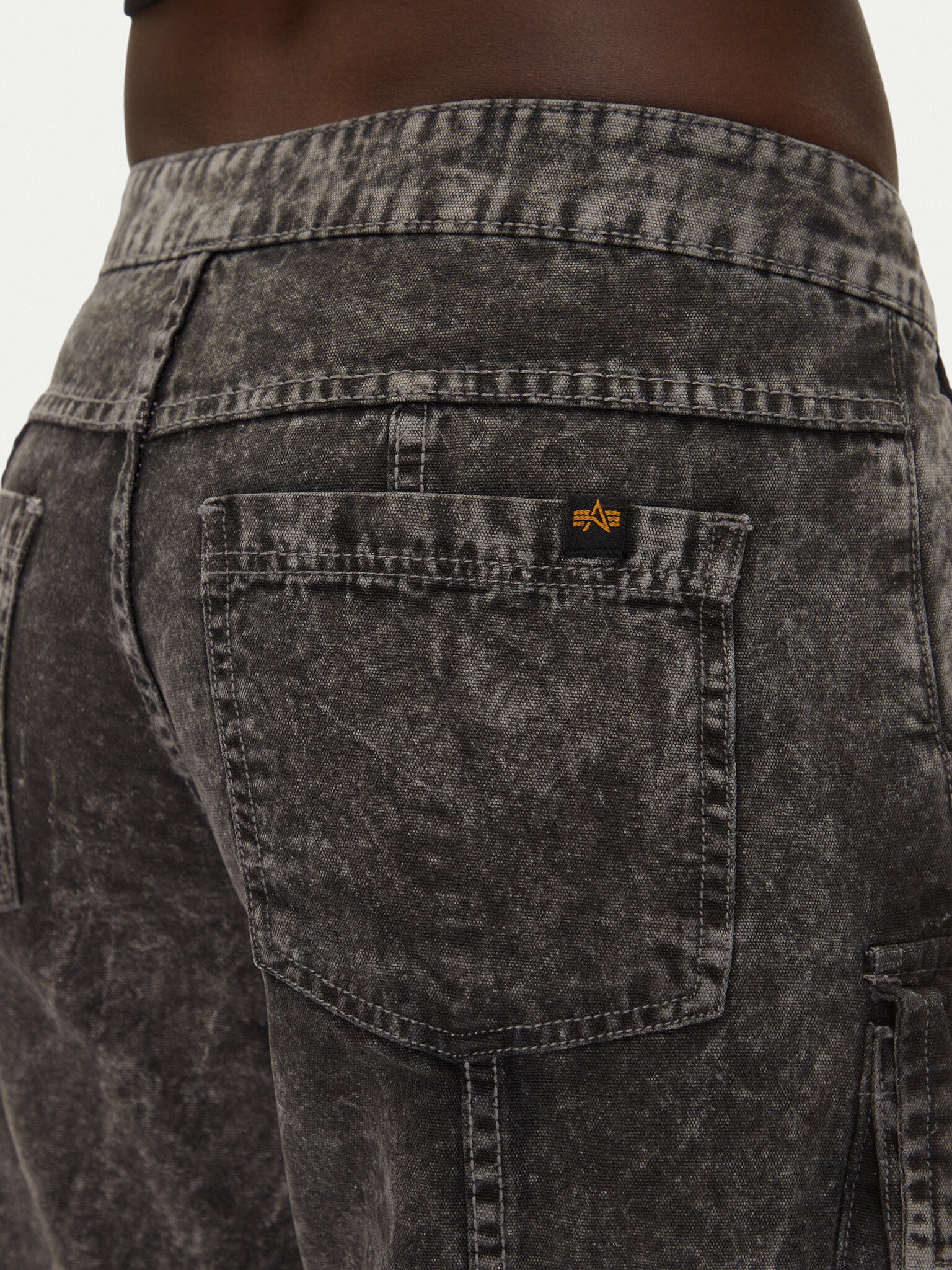 Cargo püksid Alpha Industries