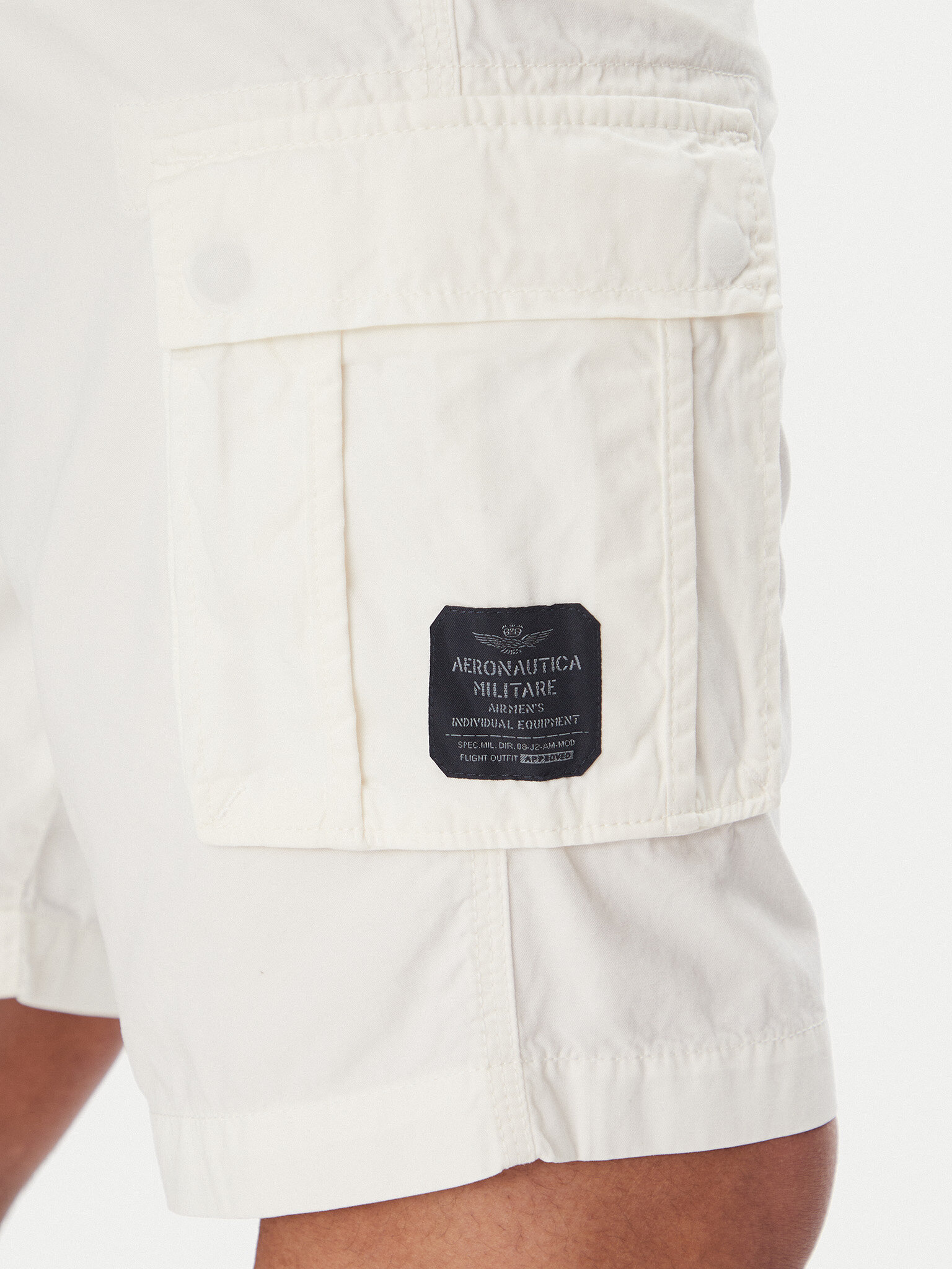 Riidest šortsid Aeronautica Militare