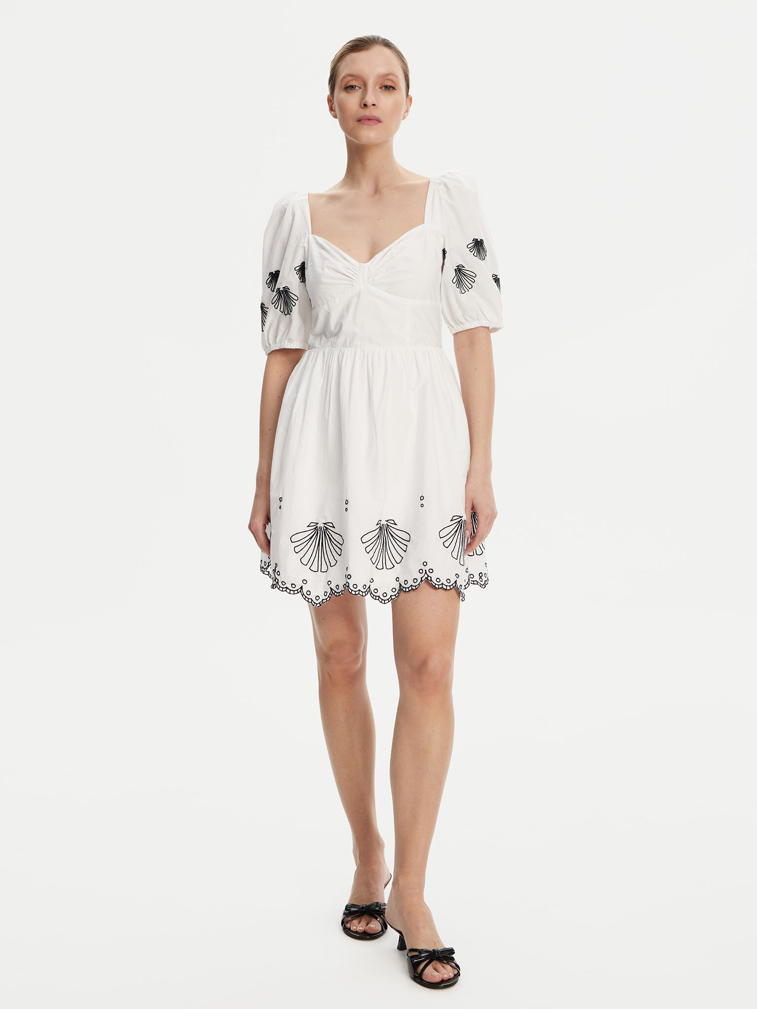 Suvekleit French Connection