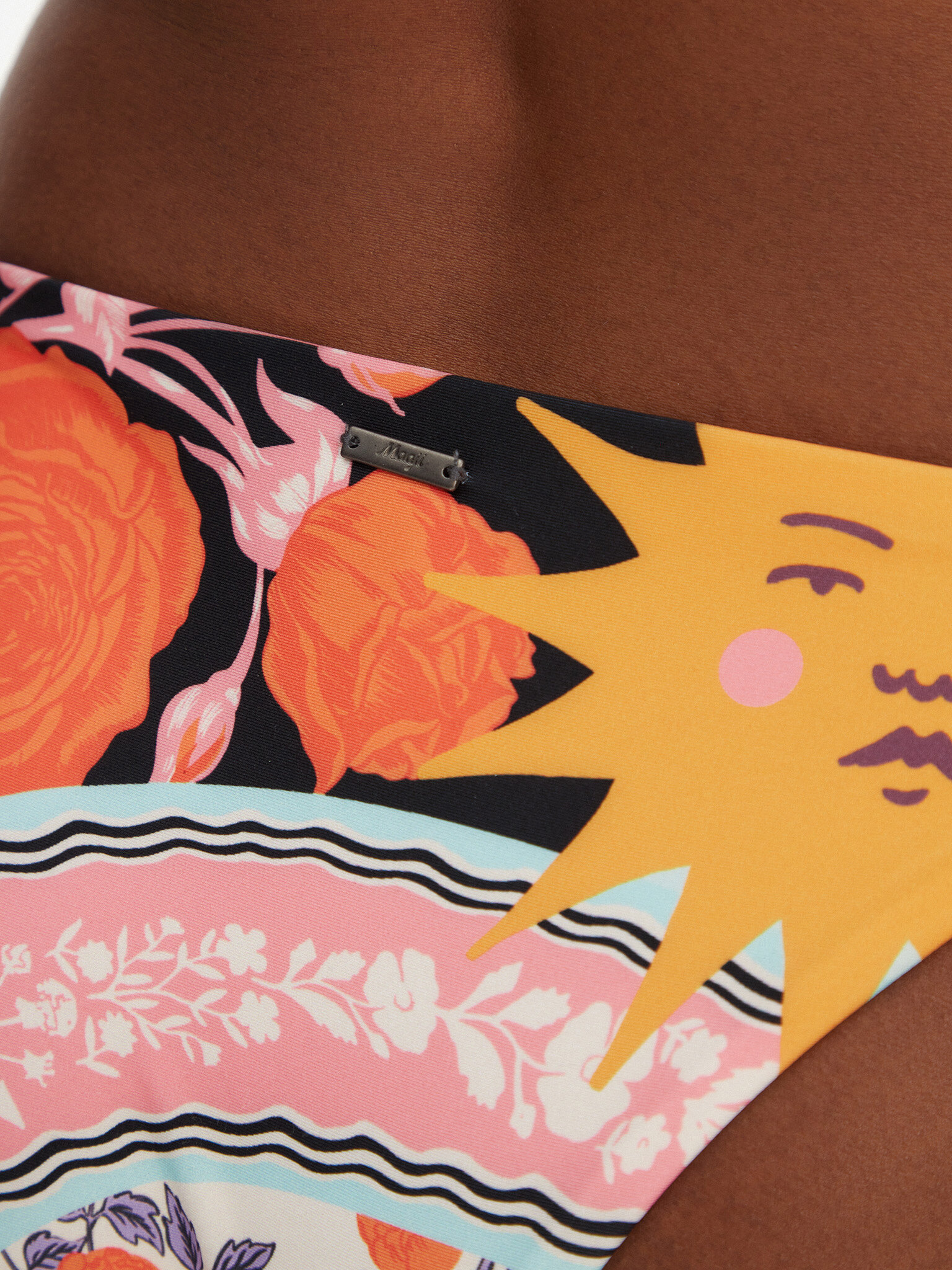 Bikini alumine osa Maaji