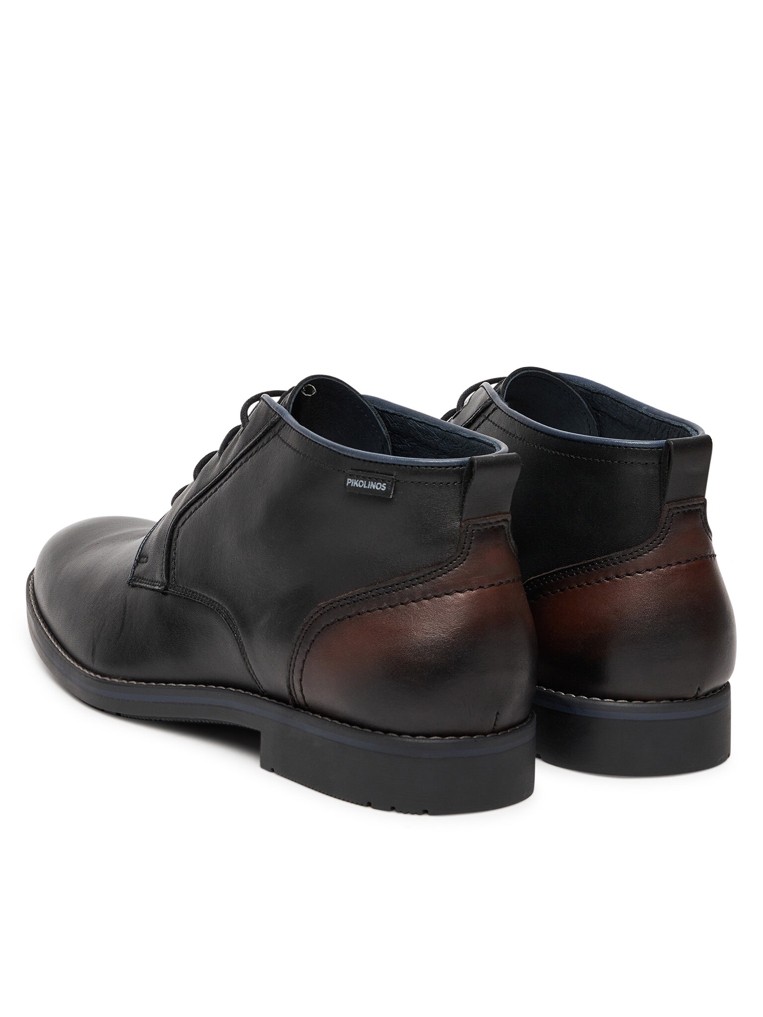 Poolsaapad Pikolinos