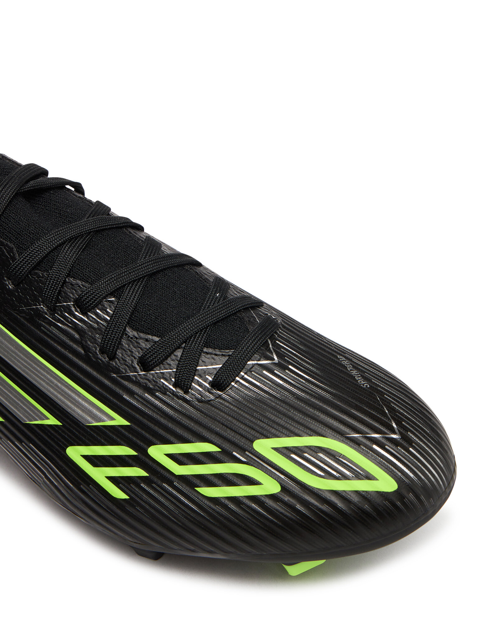 Jalgpallijalatsid adidas