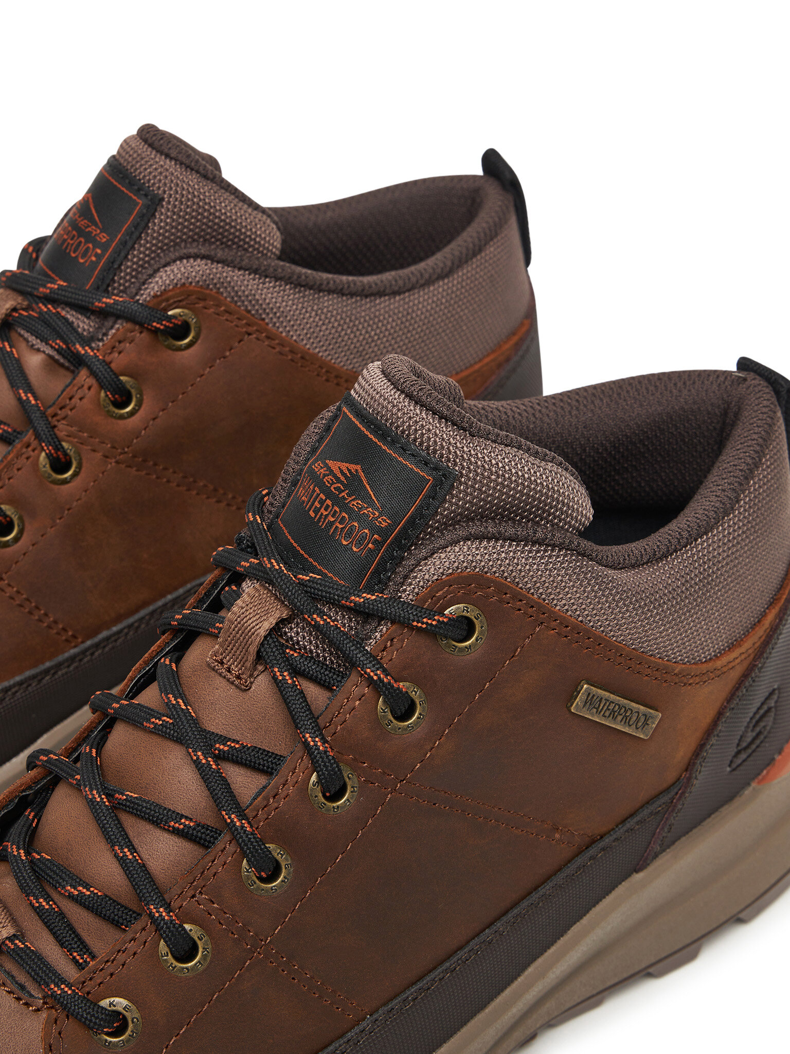 Matkajalatsid Skechers