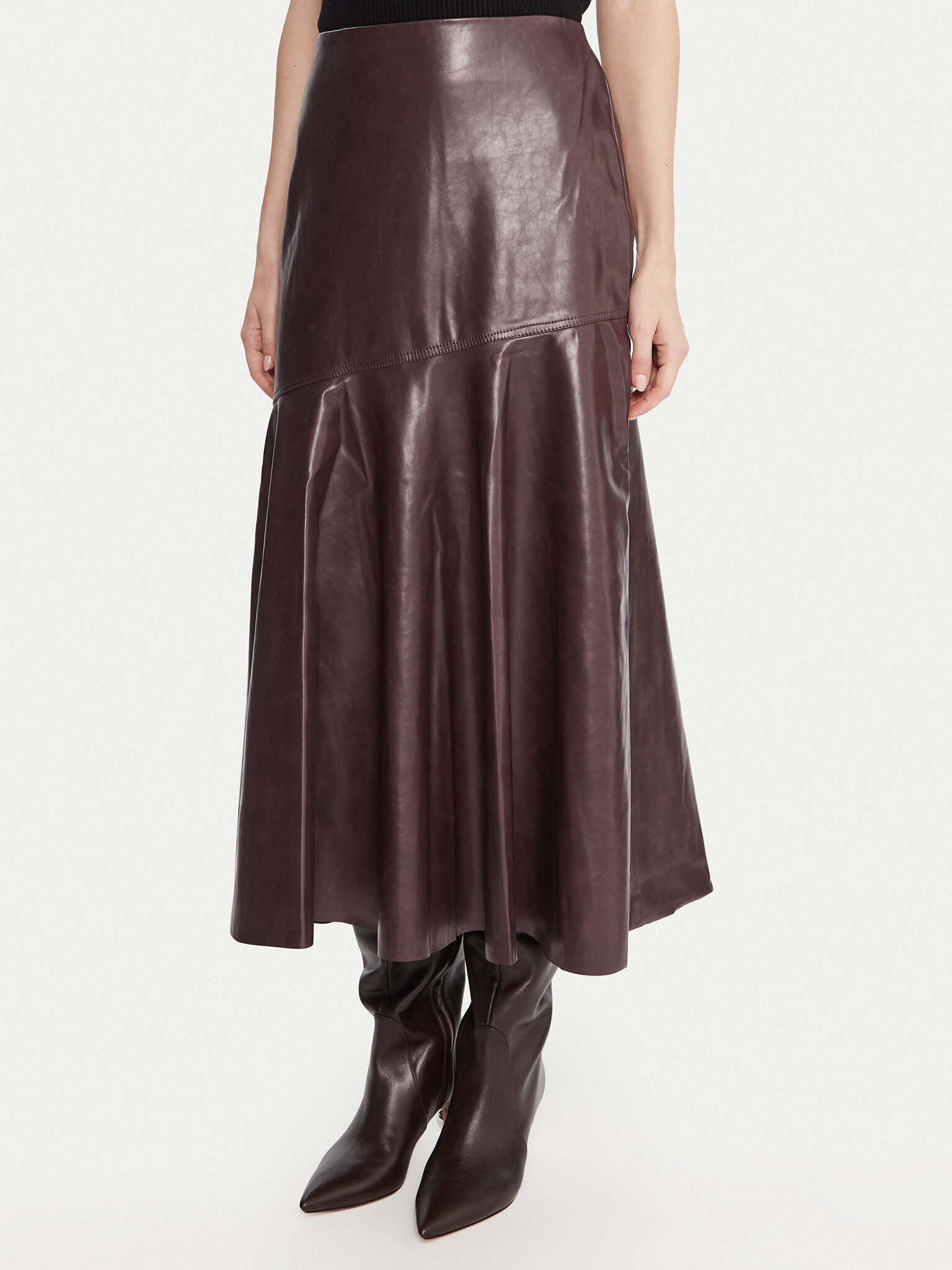 Tehisnahast seelik French Connection