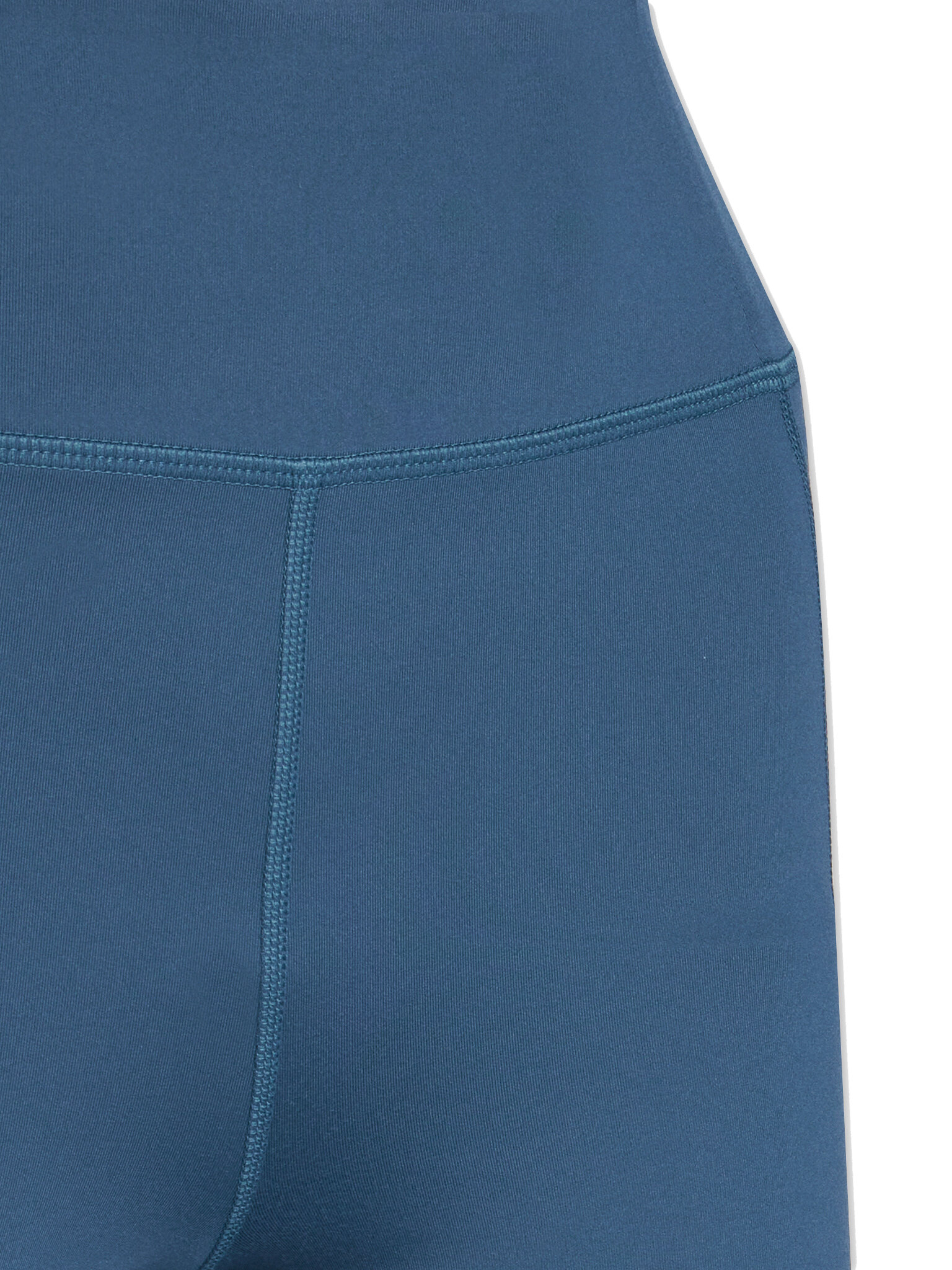 Retuusid Girlfriend Collective