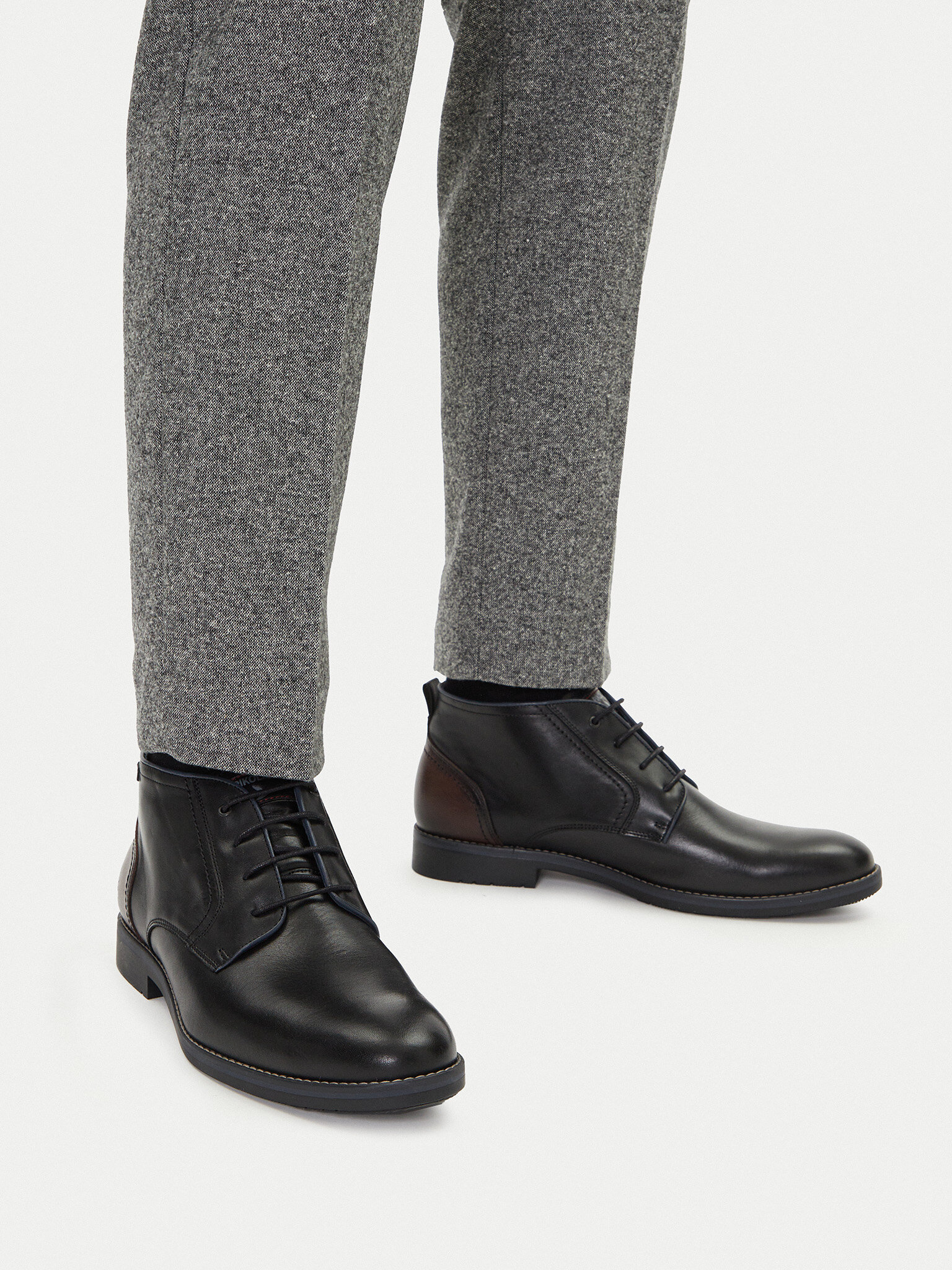 Poolsaapad Pikolinos