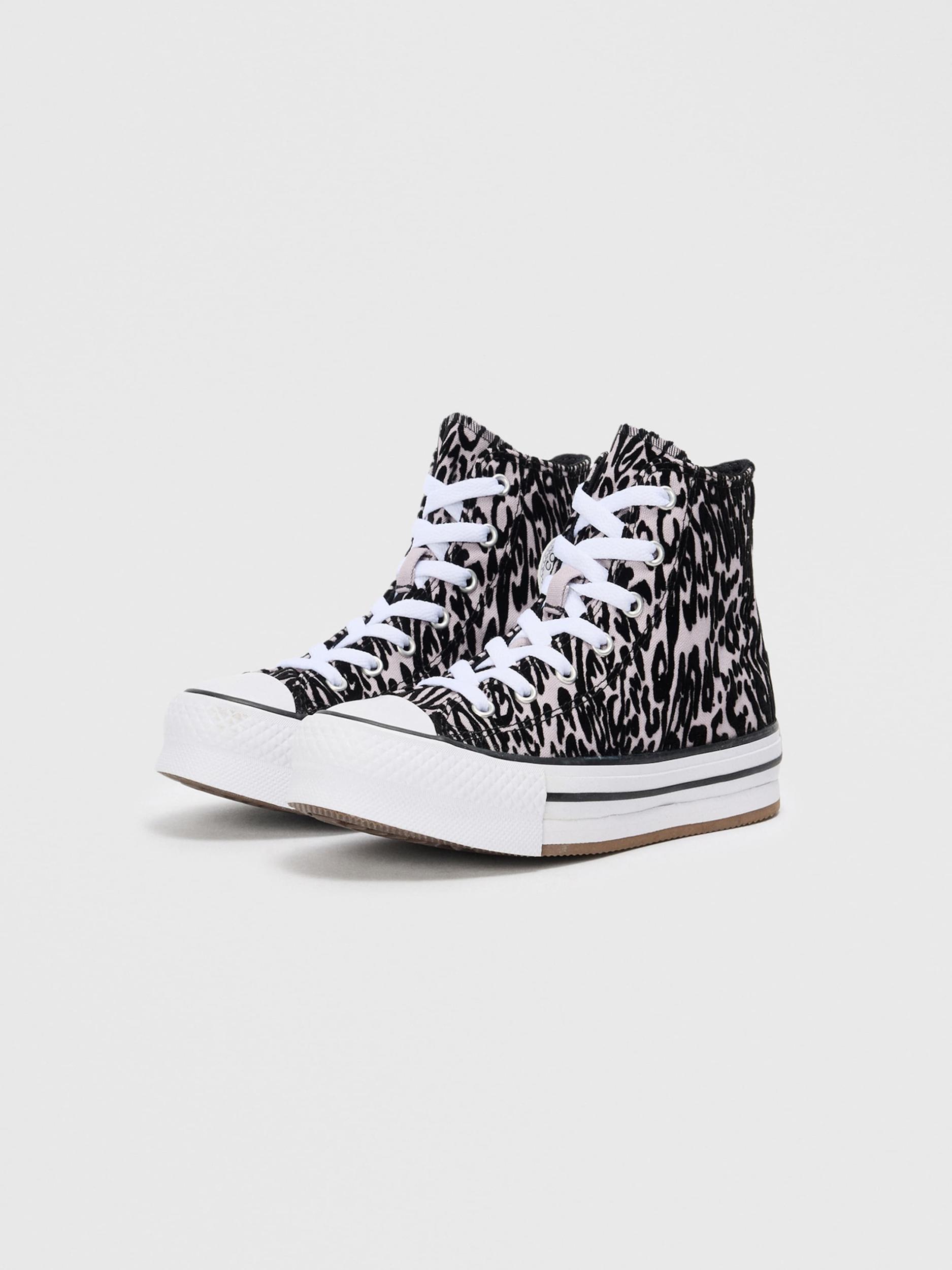 CONVERSE Ketsid 'Chuck Taylor All Star' pastell-lilla / must