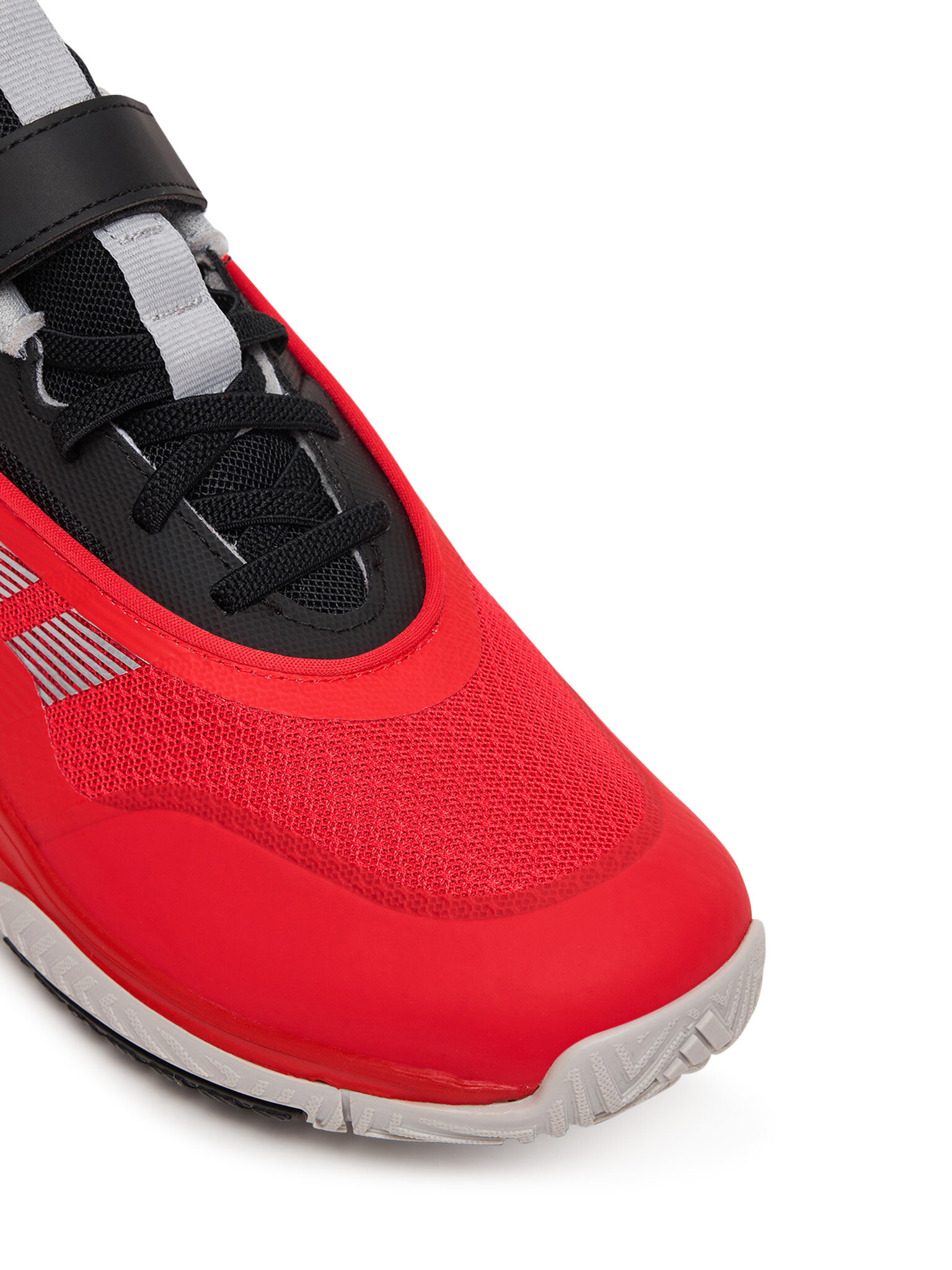 Korvpallijalatsid adidas