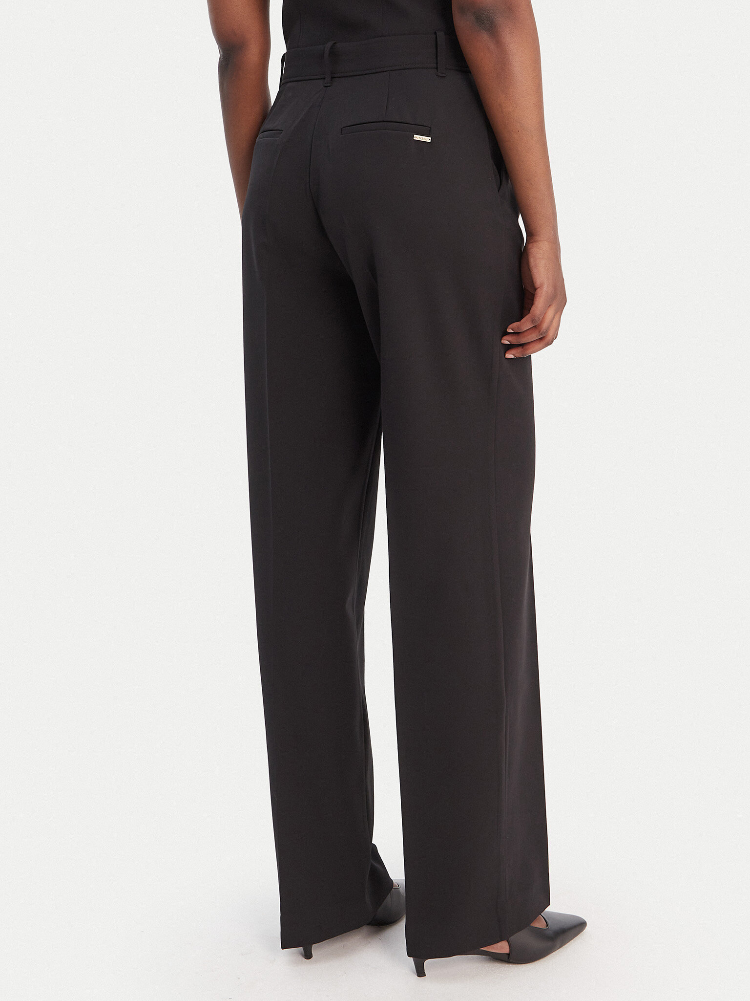 Riidest püksid Guess