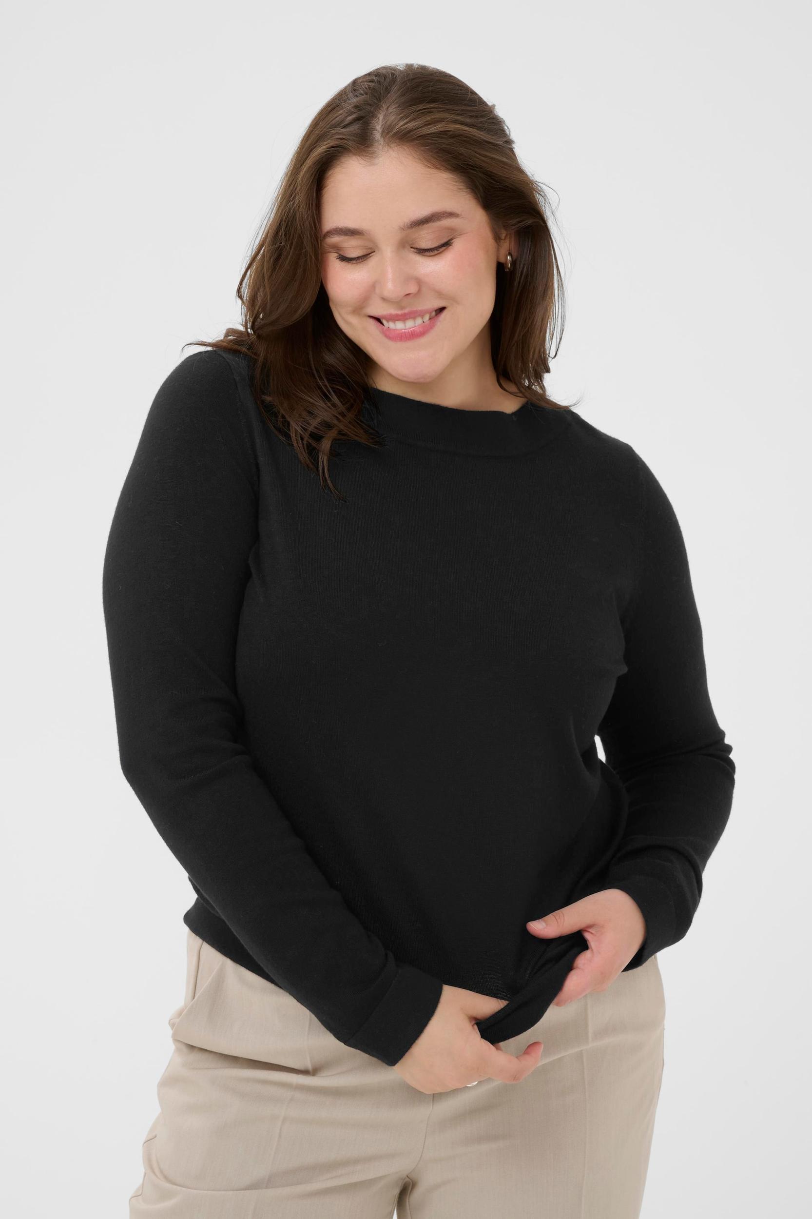 KAFFE CURVE Kampsun 'KClizzy' must