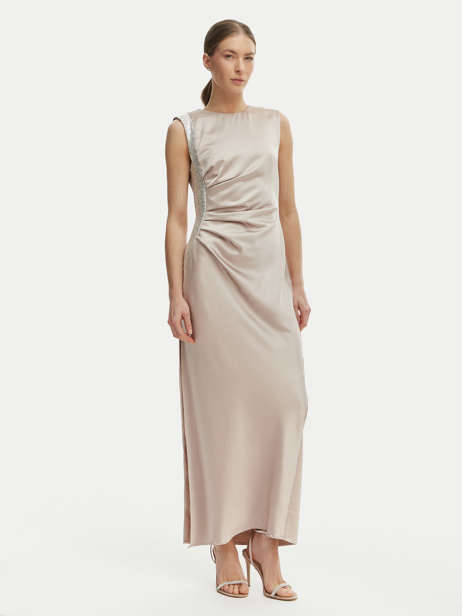 Õhtune kleit Rinascimento