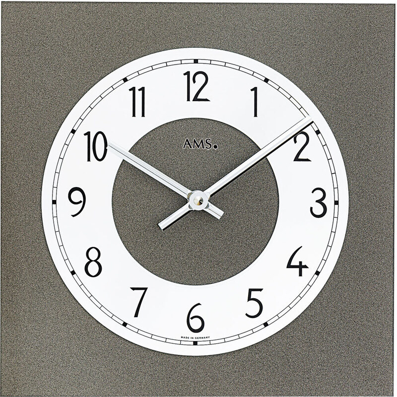 Clock AMS 9683
