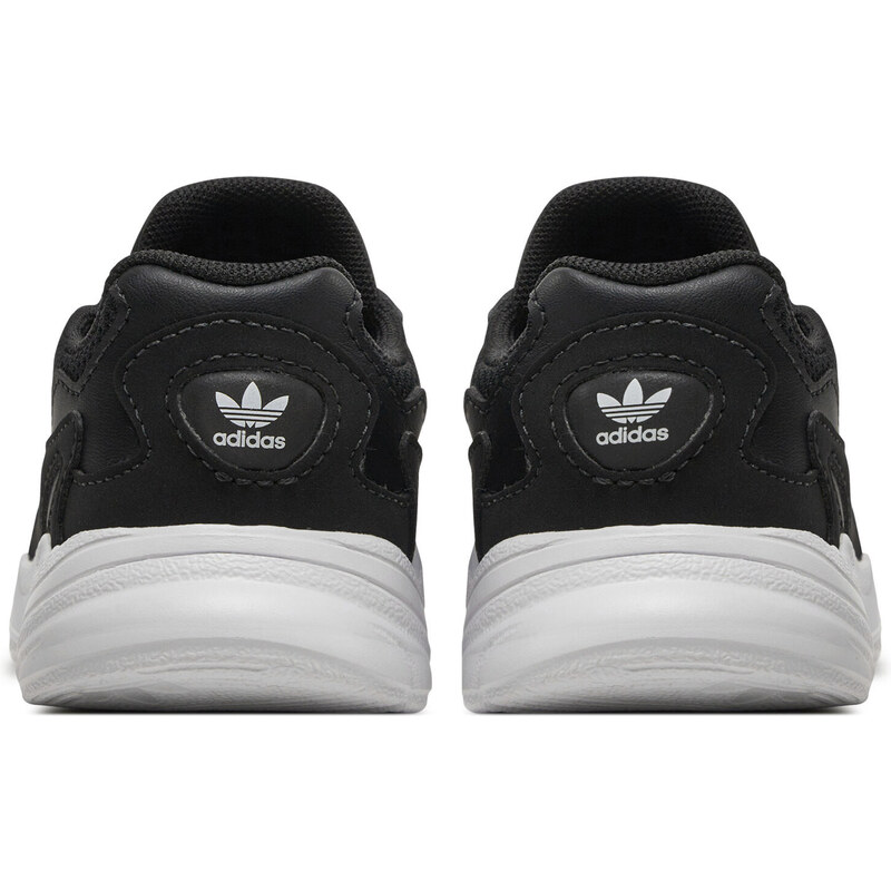 Tossud adidas