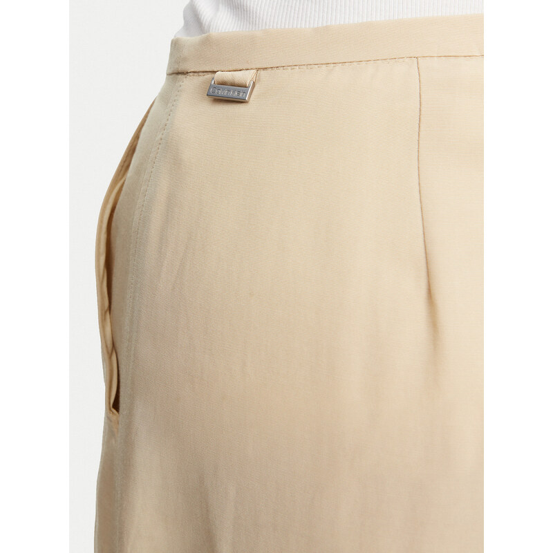 Riidest püksid Calvin Klein