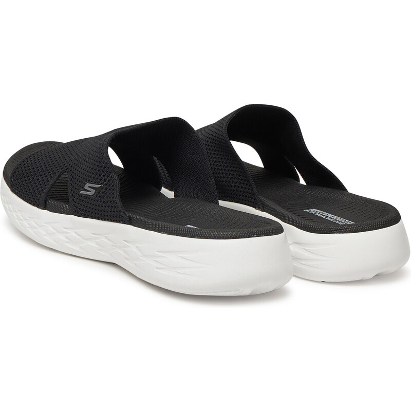 Plätud Skechers