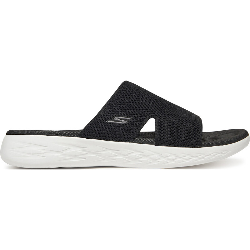 Plätud Skechers