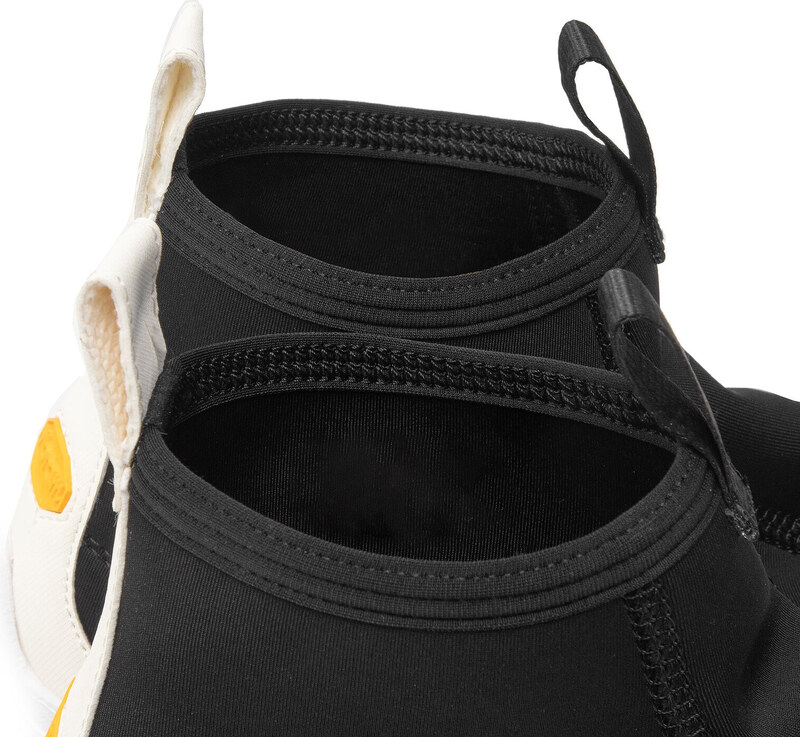 Veespordi jalatsid Vibram Fivefingers