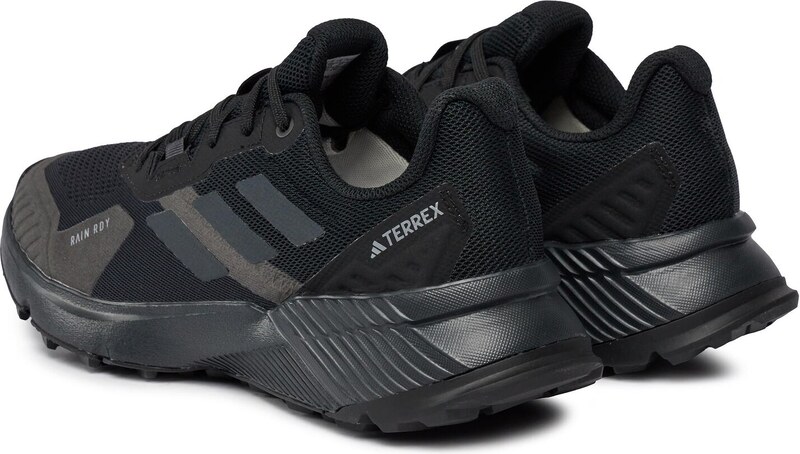 Matkajalatsid adidas