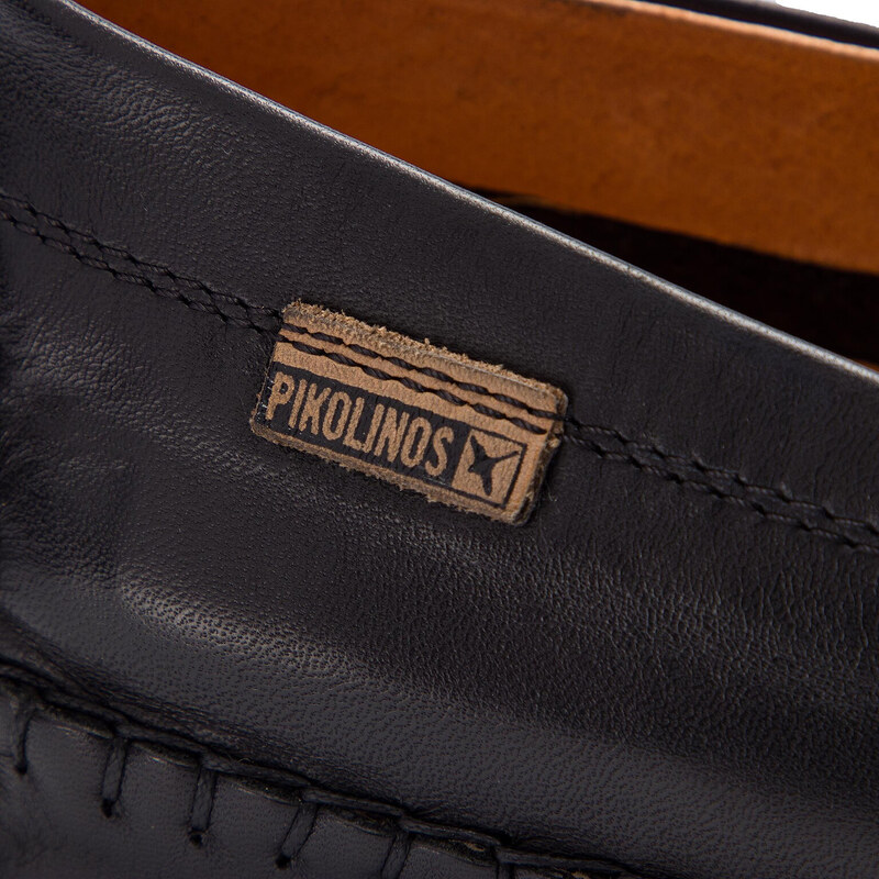 Poolsaapad Pikolinos