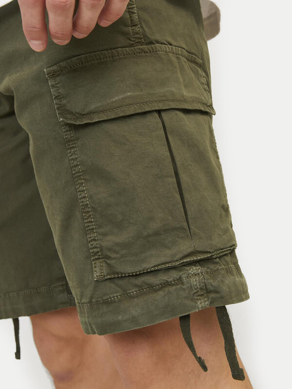 Riidest šortsid Jack & Jones