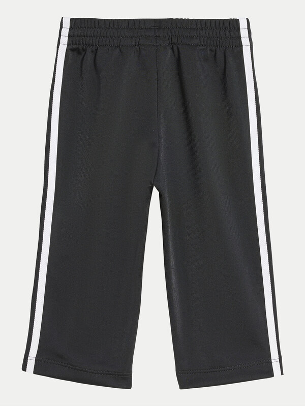 Spordidressid adidas