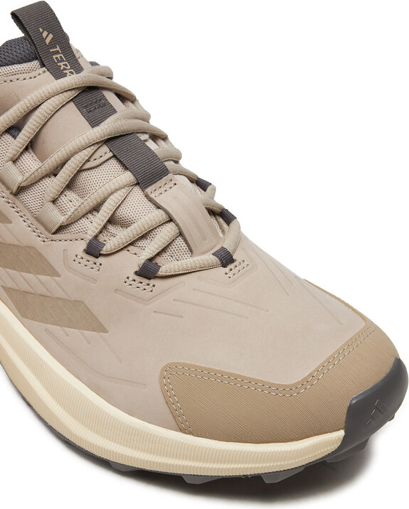 Matkajalatsid adidas