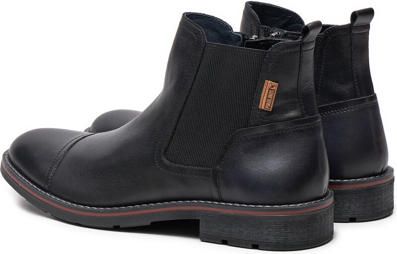 Poolsaapad Pikolinos