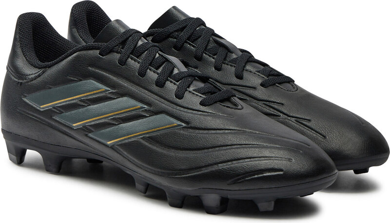 Jalgpallijalatsid adidas