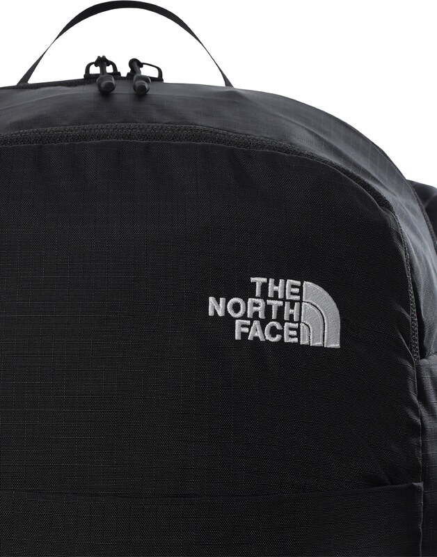 THE NORTH FACE Spordiseljakott 'BASIN 18' must / valge