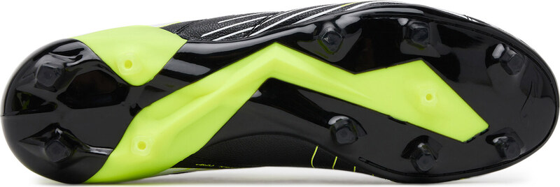 Jalgpallijalatsid Joma