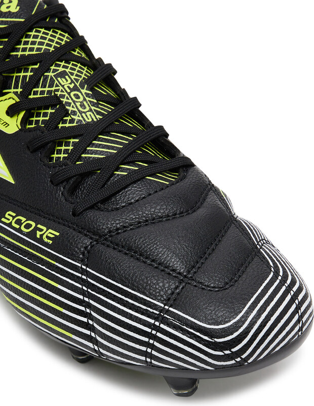 Jalgpallijalatsid Joma