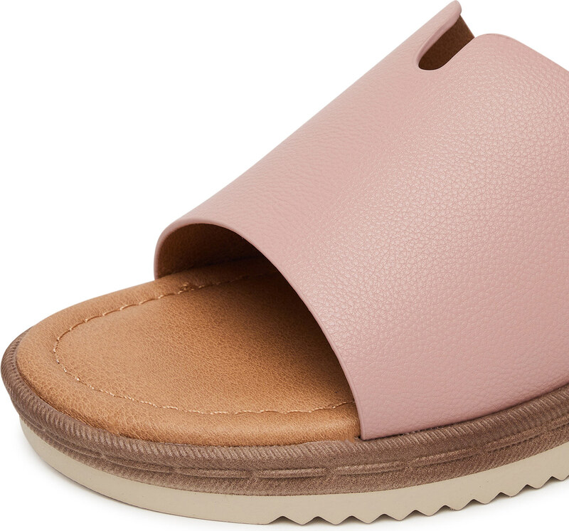 Plätud Clara Barson