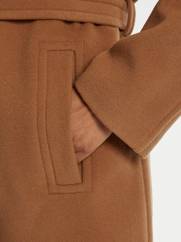 Villane mantel PINKO