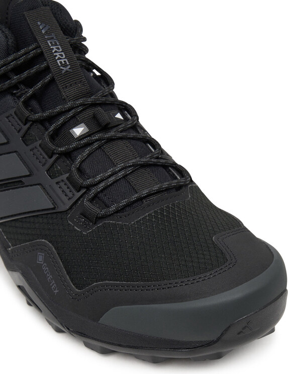 Matkajalatsid adidas