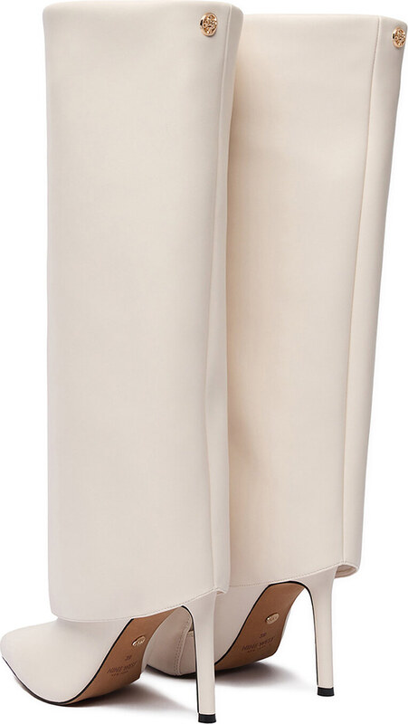 Ratsasaapad Nine West