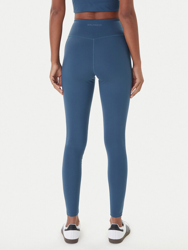 Retuusid Girlfriend Collective