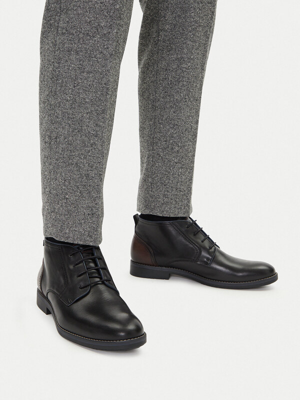 Poolsaapad Pikolinos