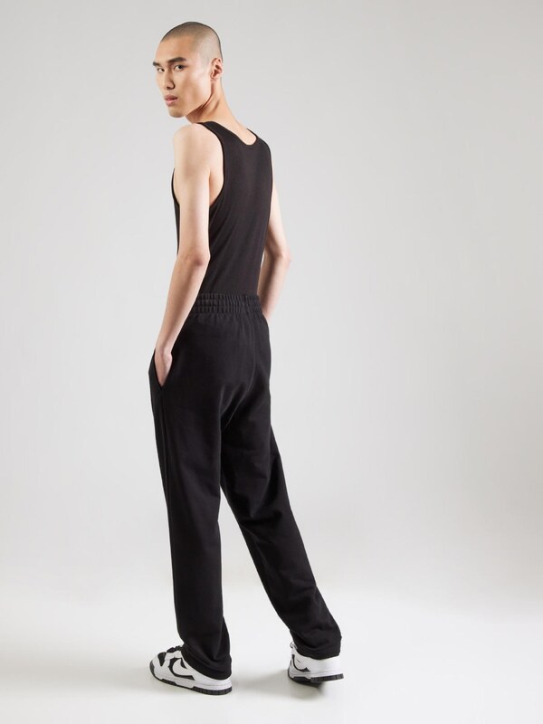 NEW ERA Püksid 'ESSENTIALS' must