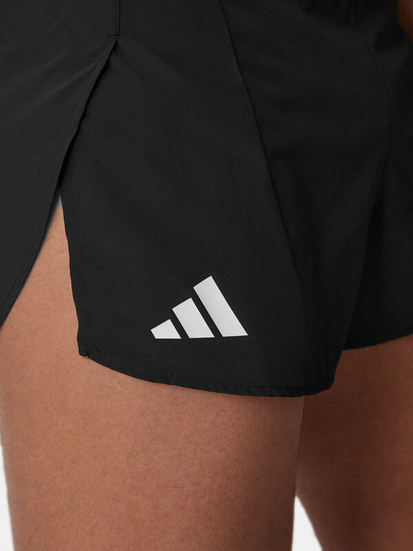 Spordišortsid adidas