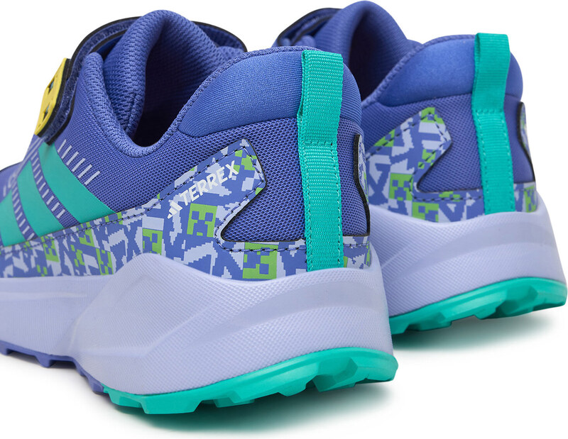 Matkajalatsid adidas