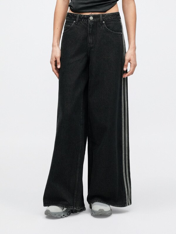 ADIDAS ORIGINALS Teksapüksid 'FIREBIRD' helehall / must teksariie