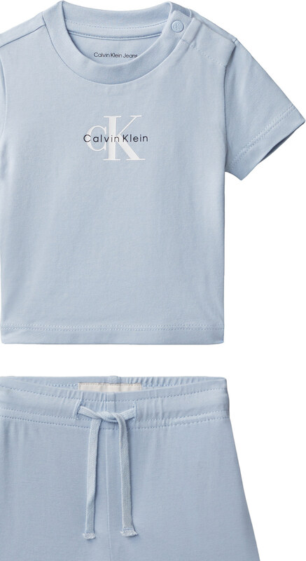 Komplekti kuuluvad t-särk ja šortsid Calvin Klein Jeans