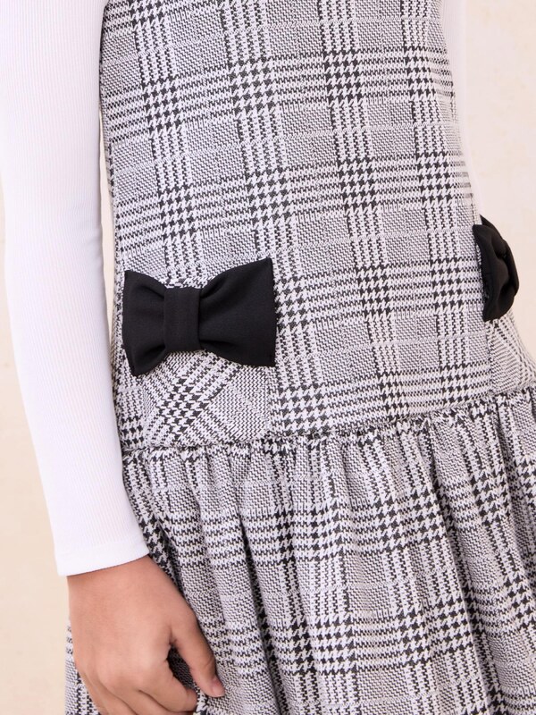 Lipsy Kleit antratsiit / must / valge